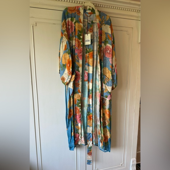 Spell Carrie Kimono ✨ M/L - Picture 9 of 9